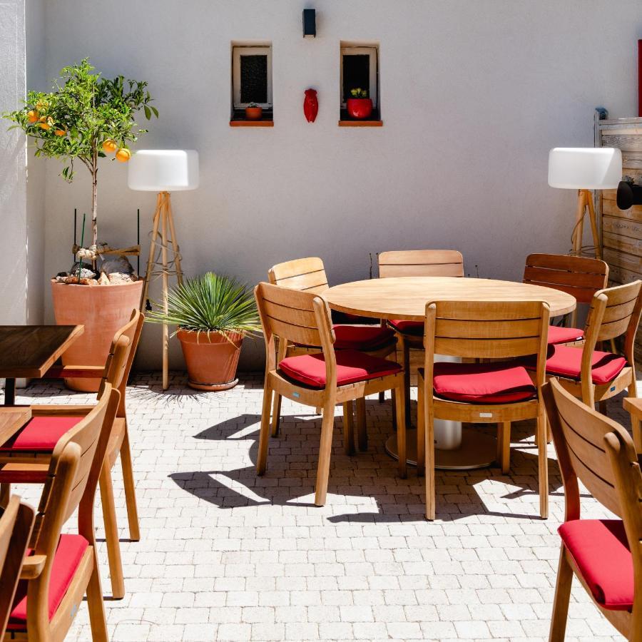 Hotel Les Volets Rouges - Cassis Exterior foto